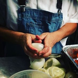 Meet your Posher, Einat